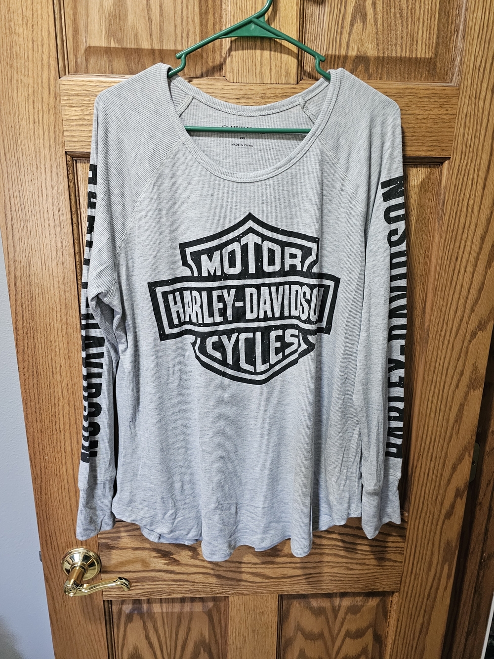 Harley-Davidson Gray Long Sleeve Logo Tee. Y2k
